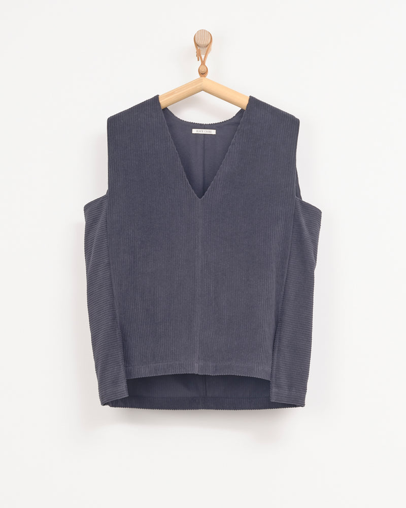 Vest in Dark Grey