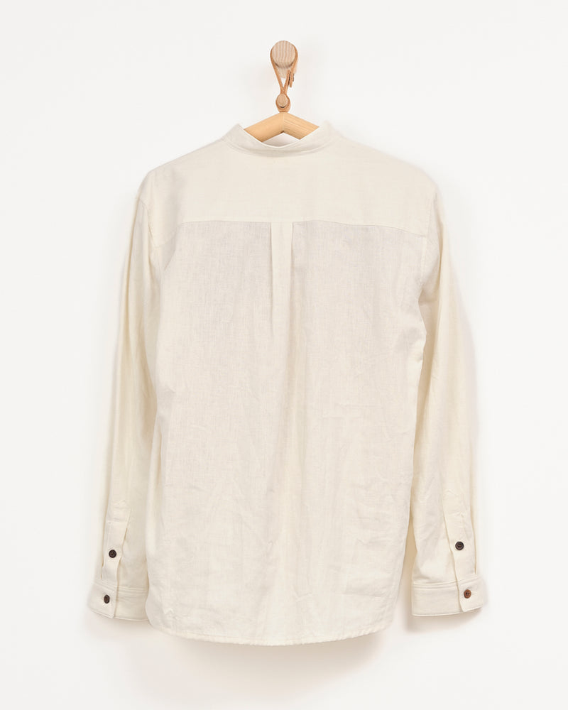 6-Button Shirt in Natural