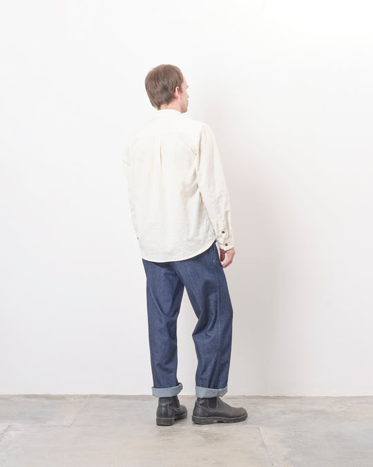 6-Button Shirt in Natural