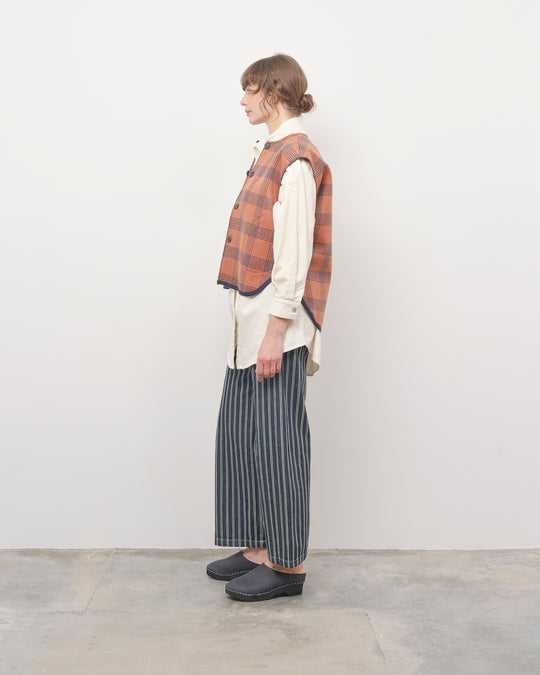 Pernille Vest/Scarf in Rust/Navy Plaid