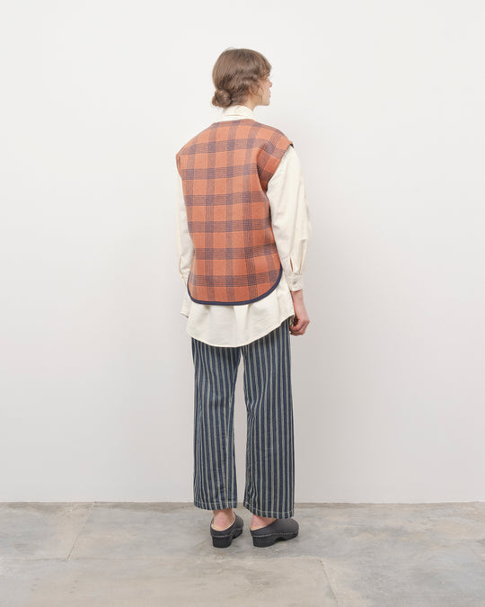 Pernille Vest/Scarf in Rust/Navy Plaid